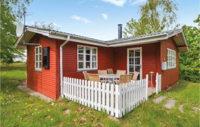 Cozy Home In Ebeltoft With Kitchen